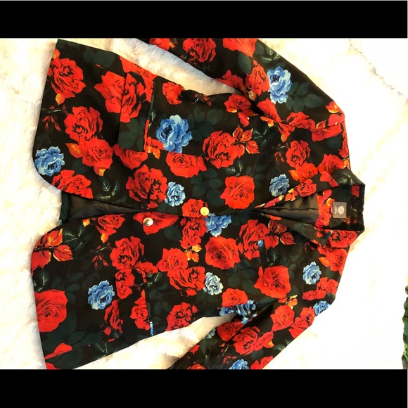 Vince Camuto floral blazer 🌸🌼🌷🌺 - Picture 2 of 7